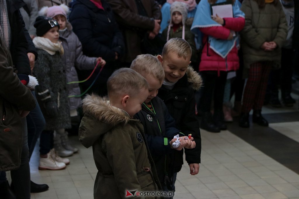 Wigilia Osiedla Stacja przeszła do historii [22.12.2019] - zdjęcie #71 - eOstroleka.pl
