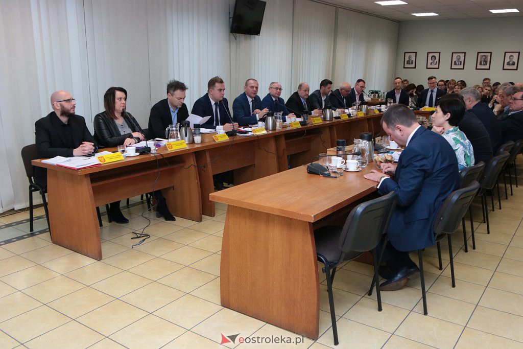 XXIII sesja Rady Miasta Ostrołęka [30.12.2019] - zdjęcie #29 - eOstroleka.pl