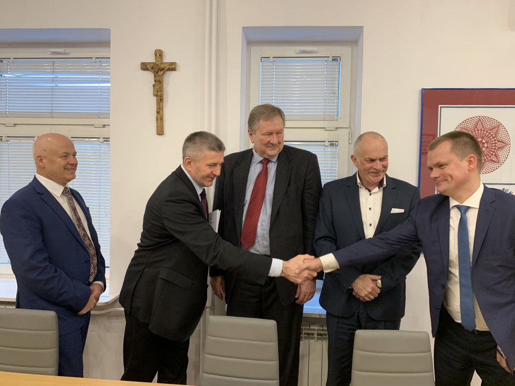 Umowa na dokumentację mostu w Teodorowie podpisana [30.12.2019] - zdjęcie #7 - eOstroleka.pl