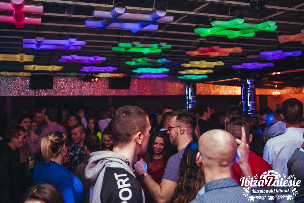 Exaited i Markus P – I dzień świąt w Clubie Ibiza Zalesie [25.12.2019] - zdjęcie #55 - eOstroleka.pl