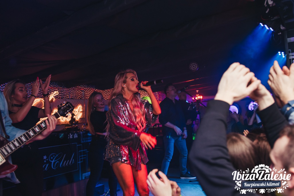Exaited i Markus P – I dzień świąt w Clubie Ibiza Zalesie [25.12.2019] - zdjęcie #98 - eOstroleka.pl