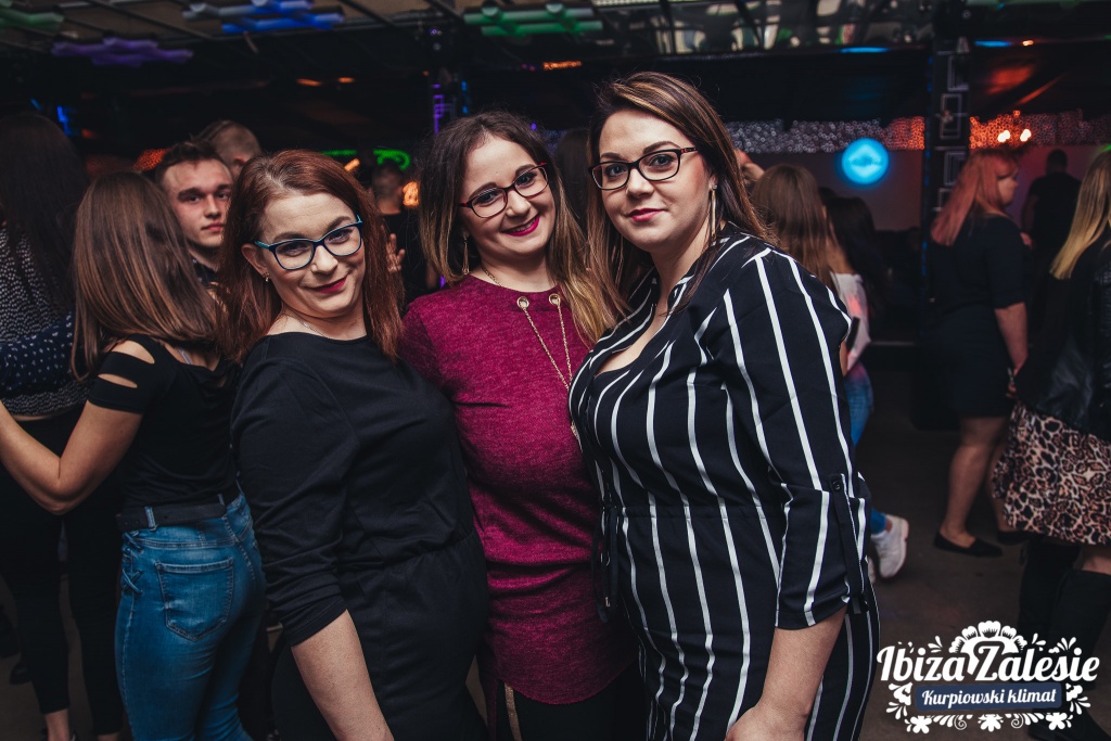 II dzień świąt w Clubie Ibiza Zalesie - Jadą! Jadą! MALOS & Paff Dee [26.12.2019] - zdjęcie #20 - eOstroleka.pl