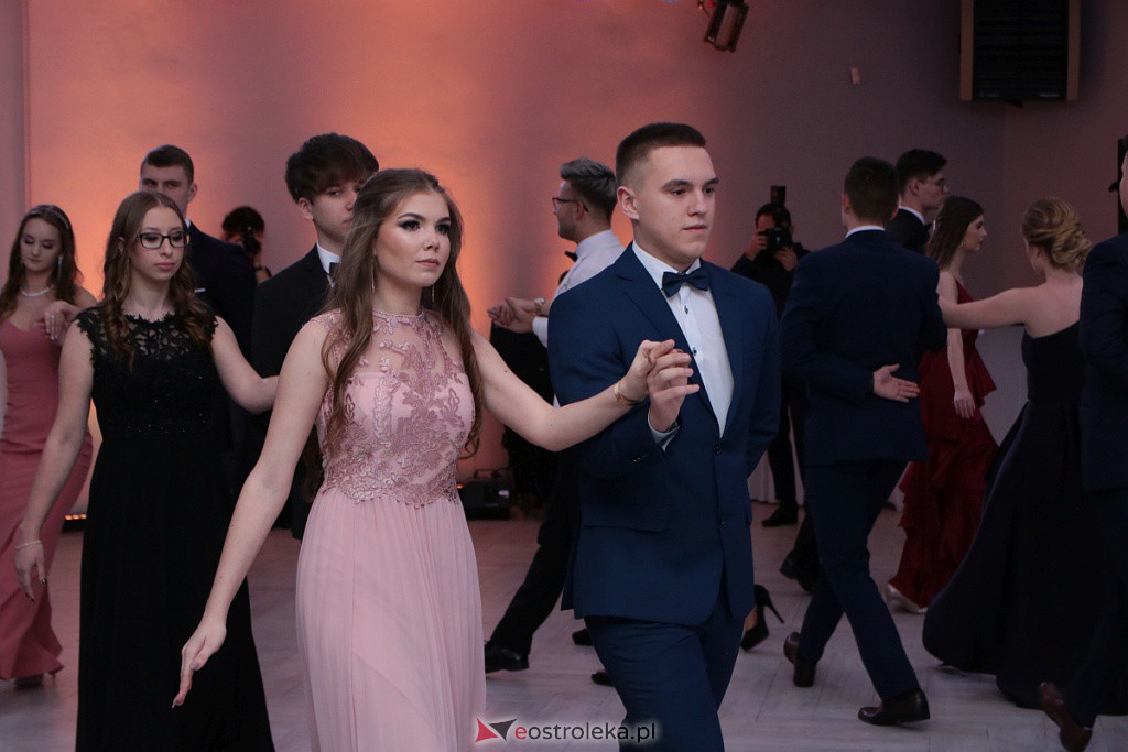 Studniówka III LO w Ostrołęce [04.01.2020] - zdjęcie #300 - eOstroleka.pl