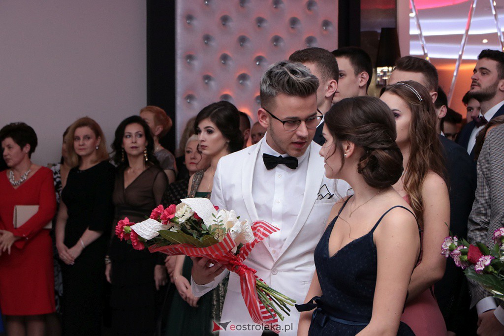 Studniówka III LO w Ostrołęce [04.01.2020] - zdjęcie #255 - eOstroleka.pl