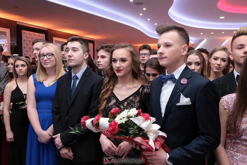 Studniówka III LO w Ostrołęce [04.01.2020] - zdjęcie #254 - eOstroleka.pl