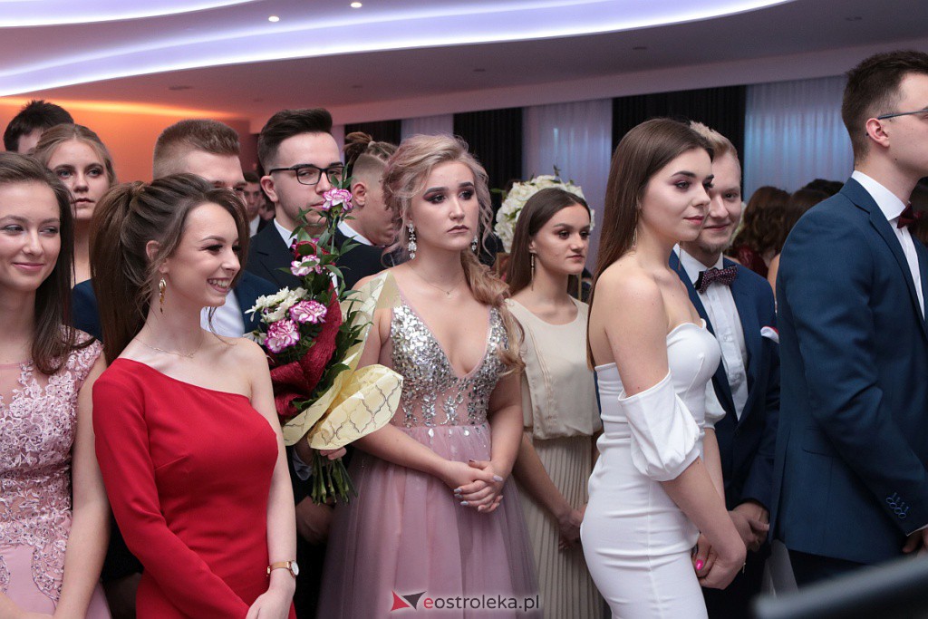 Studniówka III LO w Ostrołęce [04.01.2020] - zdjęcie #253 - eOstroleka.pl
