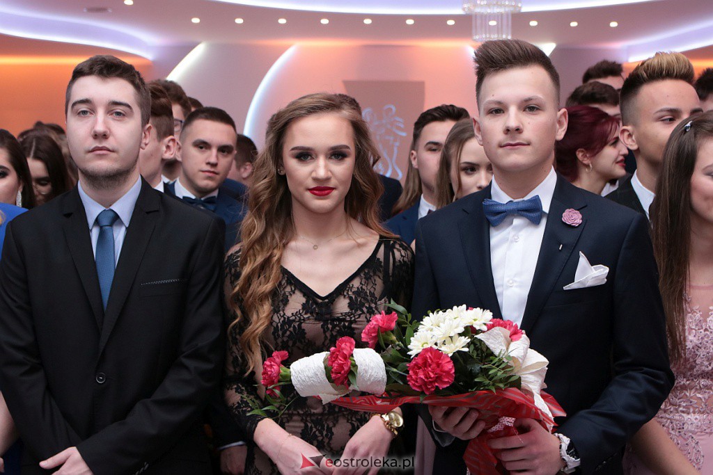 Studniówka III LO w Ostrołęce [04.01.2020] - zdjęcie #251 - eOstroleka.pl