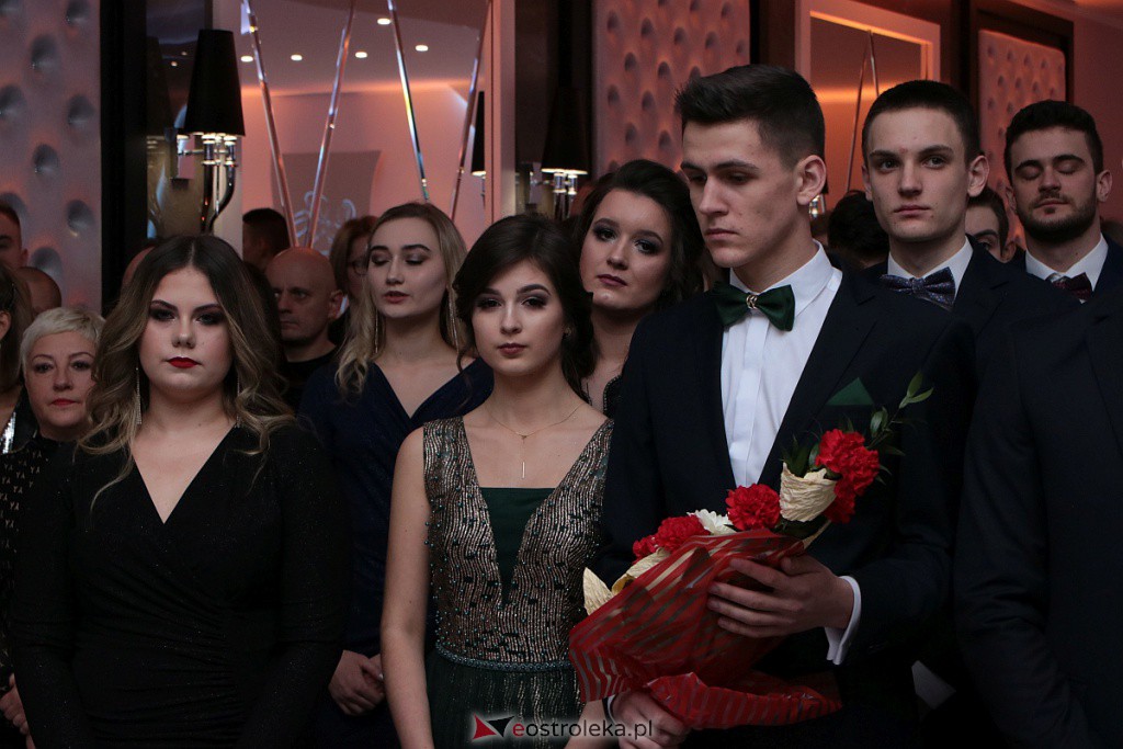 Studniówka III LO w Ostrołęce [04.01.2020] - zdjęcie #235 - eOstroleka.pl