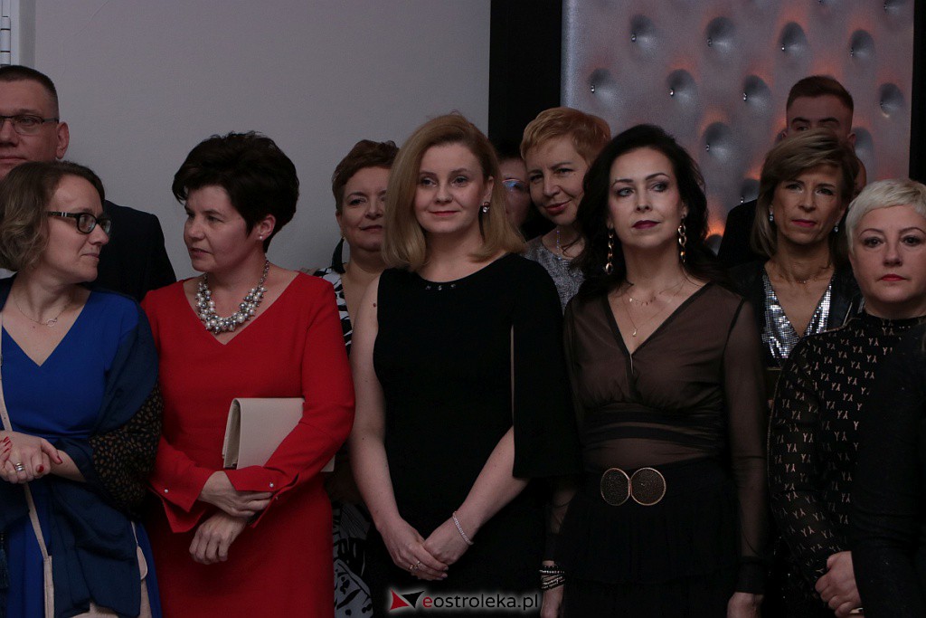 Studniówka III LO w Ostrołęce [04.01.2020] - zdjęcie #234 - eOstroleka.pl