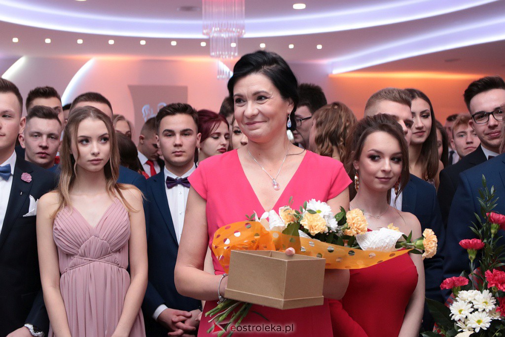 Studniówka III LO w Ostrołęce [04.01.2020] - zdjęcie #214 - eOstroleka.pl