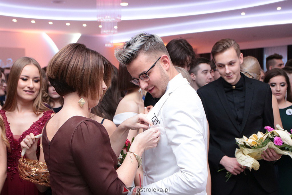 Studniówka III LO w Ostrołęce [04.01.2020] - zdjęcie #205 - eOstroleka.pl