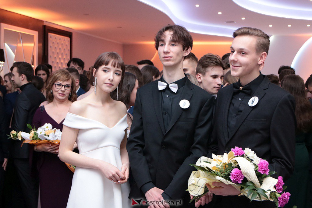 Studniówka III LO w Ostrołęce [04.01.2020] - zdjęcie #203 - eOstroleka.pl