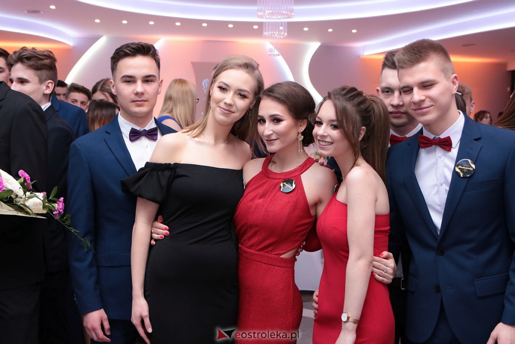 Studniówka III LO w Ostrołęce [04.01.2020] - zdjęcie #198 - eOstroleka.pl