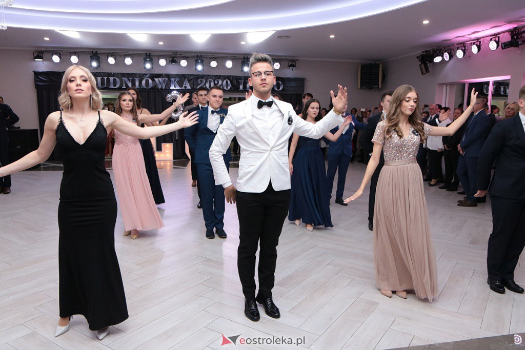 Studniówka III LO w Ostrołęce [04.01.2020] - zdjęcie #170 - eOstroleka.pl