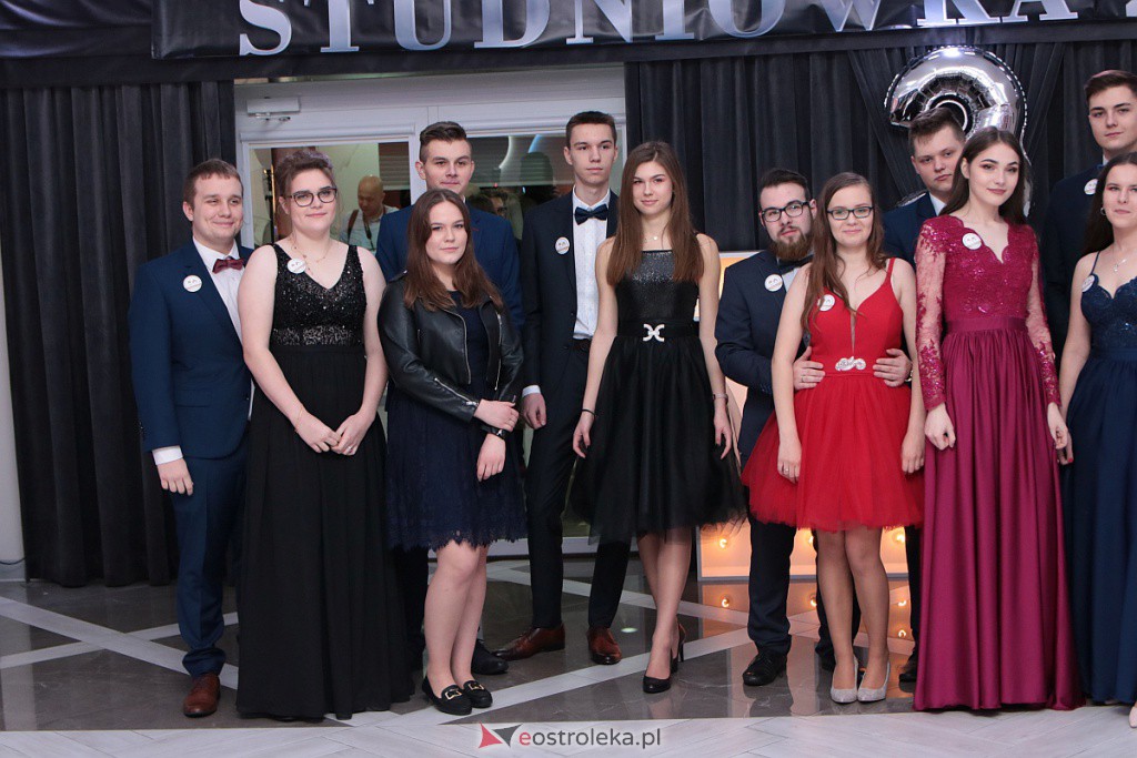 Studniówka III LO w Ostrołęce [04.01.2020] - zdjęcie #151 - eOstroleka.pl