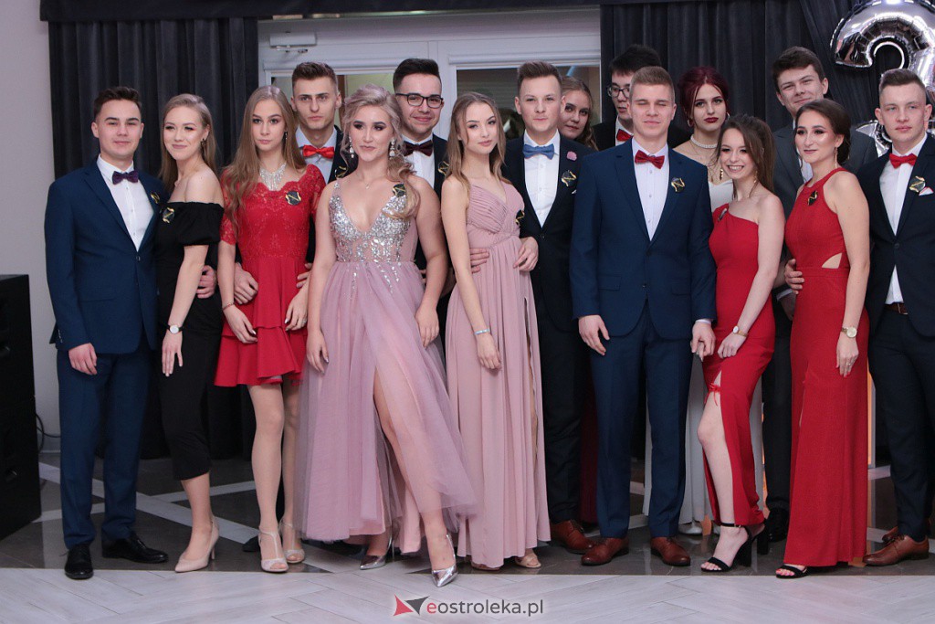 Studniówka III LO w Ostrołęce [04.01.2020] - zdjęcie #135 - eOstroleka.pl
