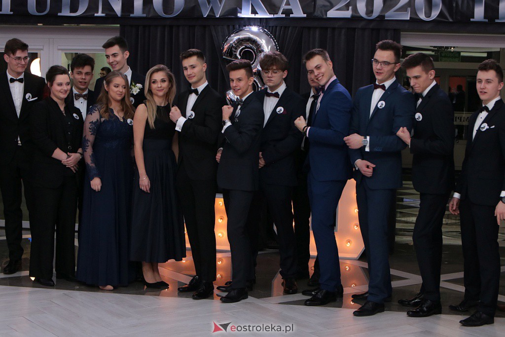 Studniówka III LO w Ostrołęce [04.01.2020] - zdjęcie #112 - eOstroleka.pl
