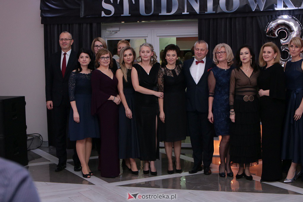 Studniówka III LO w Ostrołęce [04.01.2020] - zdjęcie #108 - eOstroleka.pl