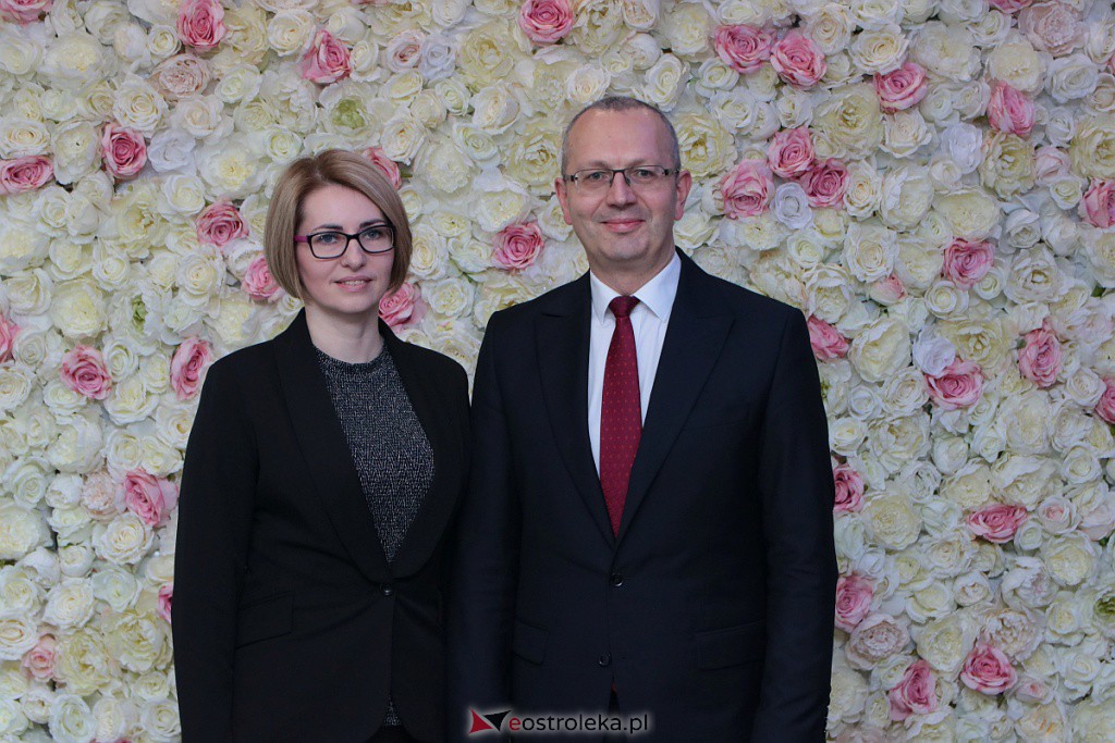 Studniówka III LO w Ostrołęce [04.01.2020] - zdjęcie #88 - eOstroleka.pl