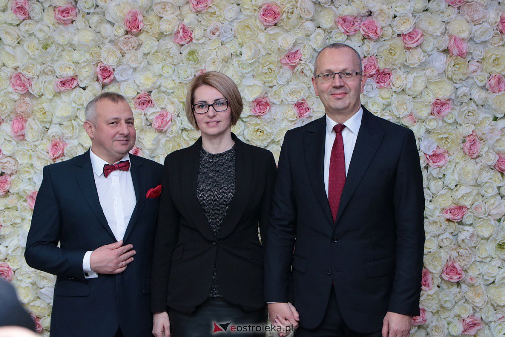 Studniówka III LO w Ostrołęce [04.01.2020] - zdjęcie #87 - eOstroleka.pl