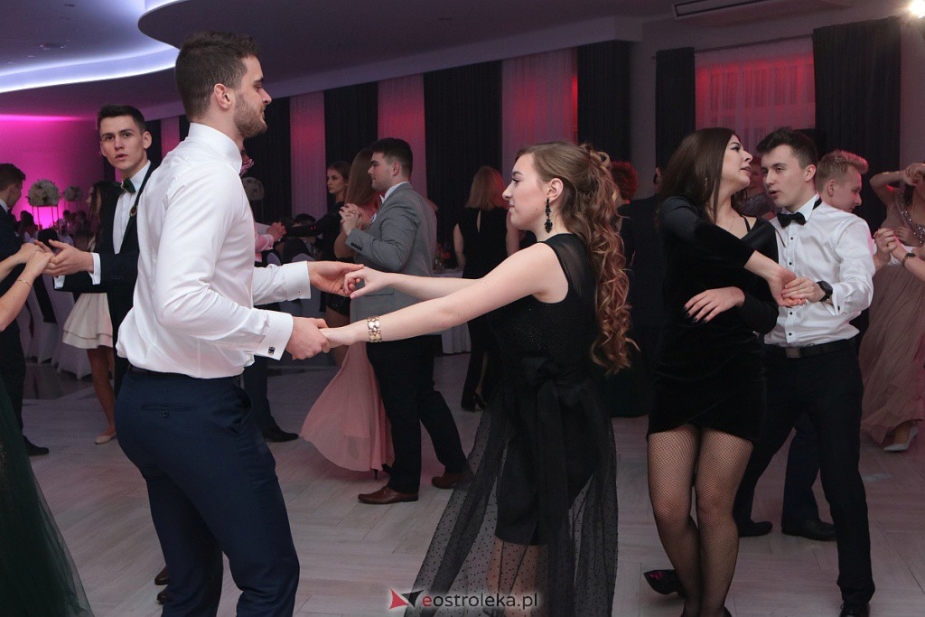 Studniówka III LO w Ostrołęce [04.01.2020] - zdjęcie #78 - eOstroleka.pl