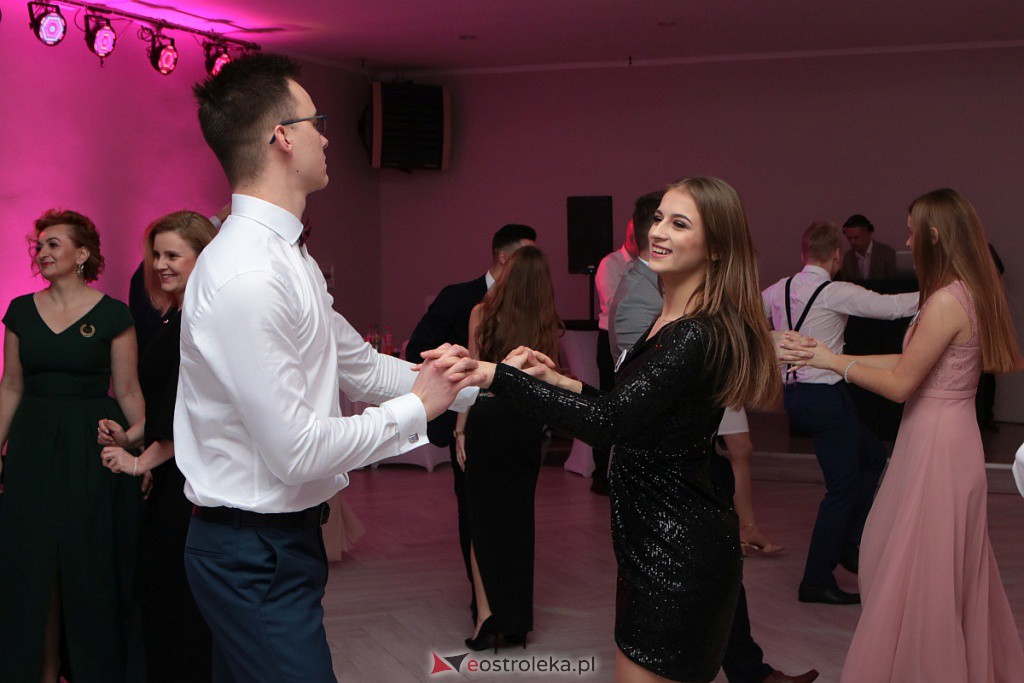 Studniówka III LO w Ostrołęce [04.01.2020] - zdjęcie #77 - eOstroleka.pl