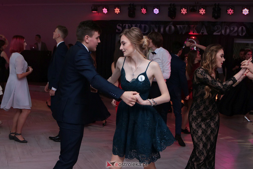 Studniówka III LO w Ostrołęce [04.01.2020] - zdjęcie #63 - eOstroleka.pl