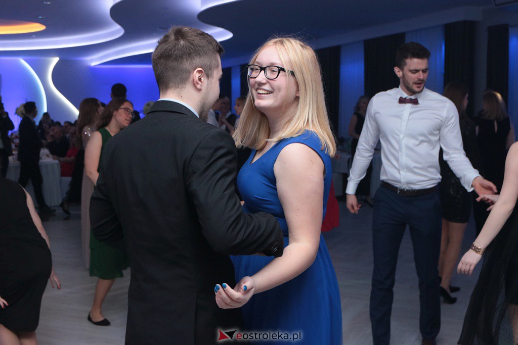Studniówka III LO w Ostrołęce [04.01.2020] - zdjęcie #34 - eOstroleka.pl