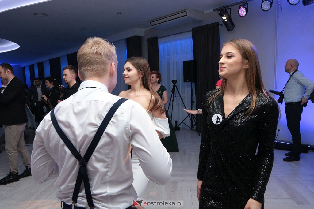 Studniówka III LO w Ostrołęce [04.01.2020] - zdjęcie #21 - eOstroleka.pl