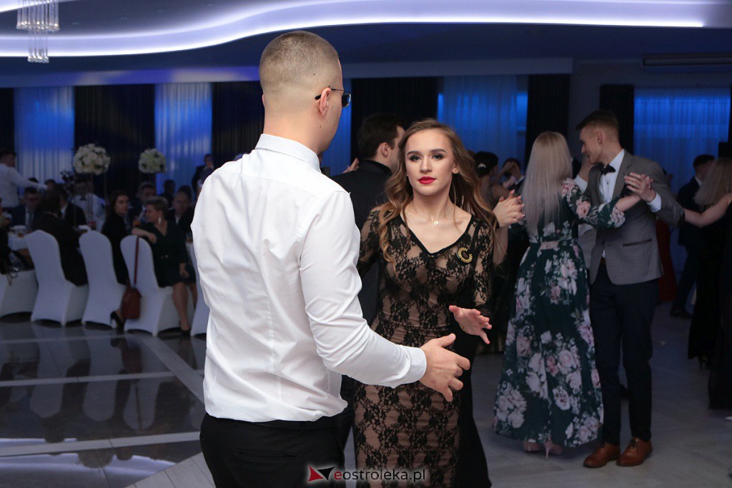 Studniówka III LO w Ostrołęce [04.01.2020] - zdjęcie #13 - eOstroleka.pl