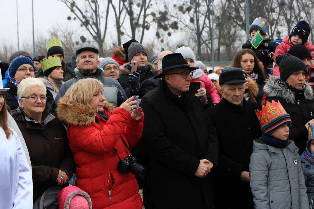 Orszak Trzech Króli w Ostrołęce [06.01.2019] - zdjęcie #65 - eOstroleka.pl