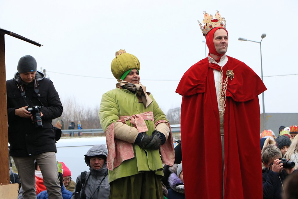 Orszak Trzech Króli w Ostrołęce [06.01.2019] - zdjęcie #51 - eOstroleka.pl