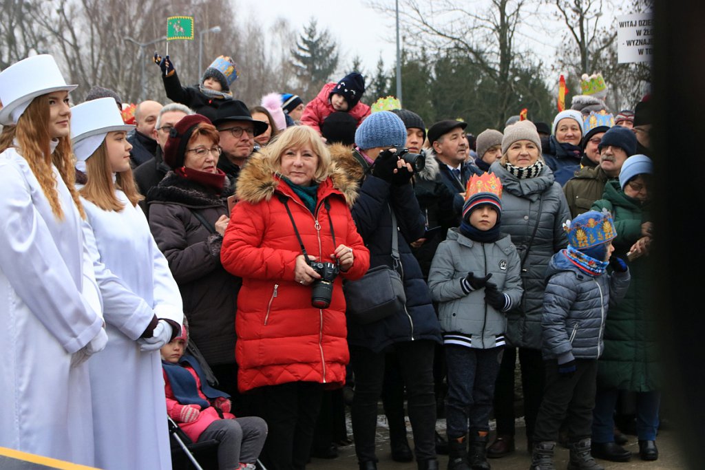 Orszak Trzech Króli w Ostrołęce [06.01.2019] - zdjęcie #43 - eOstroleka.pl