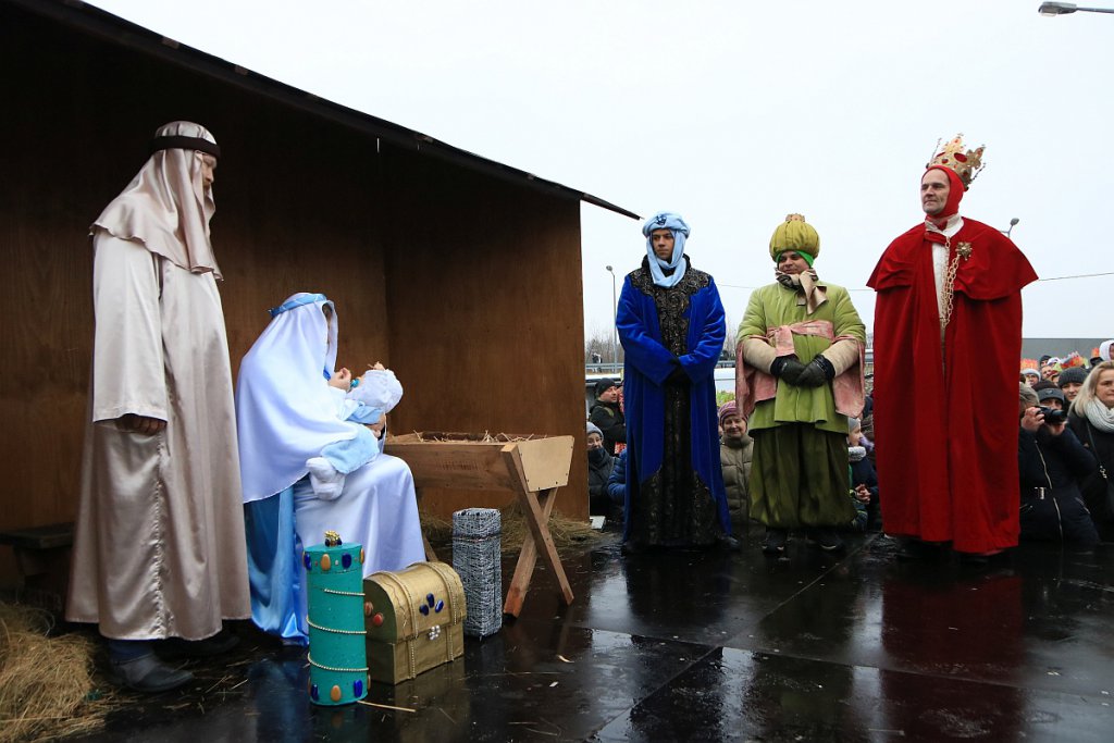 Orszak Trzech Króli w Ostrołęce [06.01.2019] - zdjęcie #42 - eOstroleka.pl