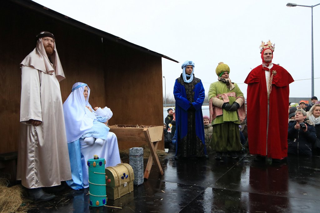 Orszak Trzech Króli w Ostrołęce [06.01.2019] - zdjęcie #35 - eOstroleka.pl