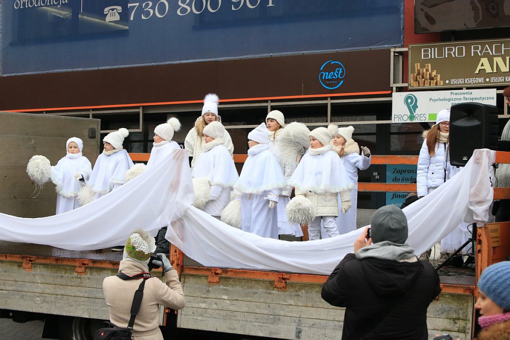 Orszak Trzech Króli w Ostrołęce [06.01.2019] - zdjęcie #9 - eOstroleka.pl