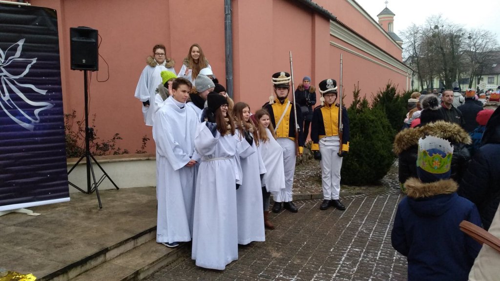 Orszak Trzech Króli 2020 w Ostrołęce [06.01.2020] - zdjęcie #31 - eOstroleka.pl