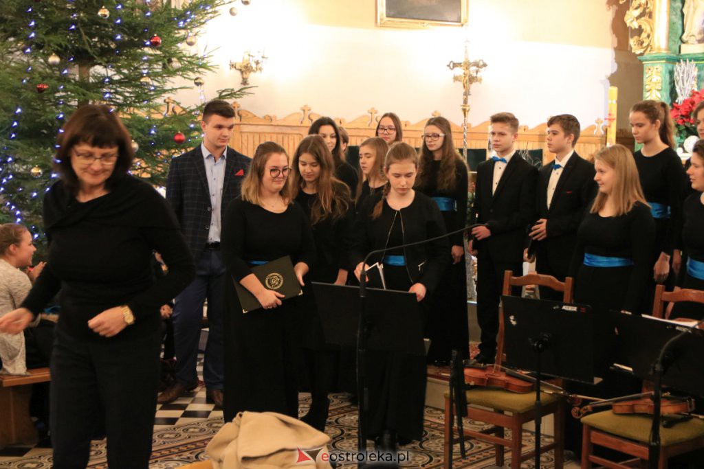 Koncert „Trzej Królowie” w ostrołęckiej farze [06.01.2020] - zdjęcie #1 - eOstroleka.pl