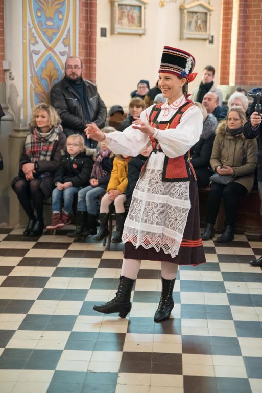 Zespół Pieśni i Tańca Kurpie kolędował w Rzekuniu [08.01.2020] - zdjęcie #21 - eOstroleka.pl
