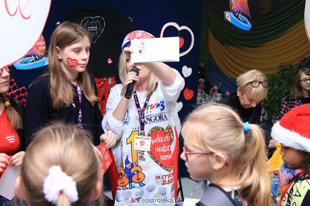 Mały finał WOŚP w ostrołęckiej „piątce” [10.01.2020] - zdjęcie #1 - eOstroleka.pl