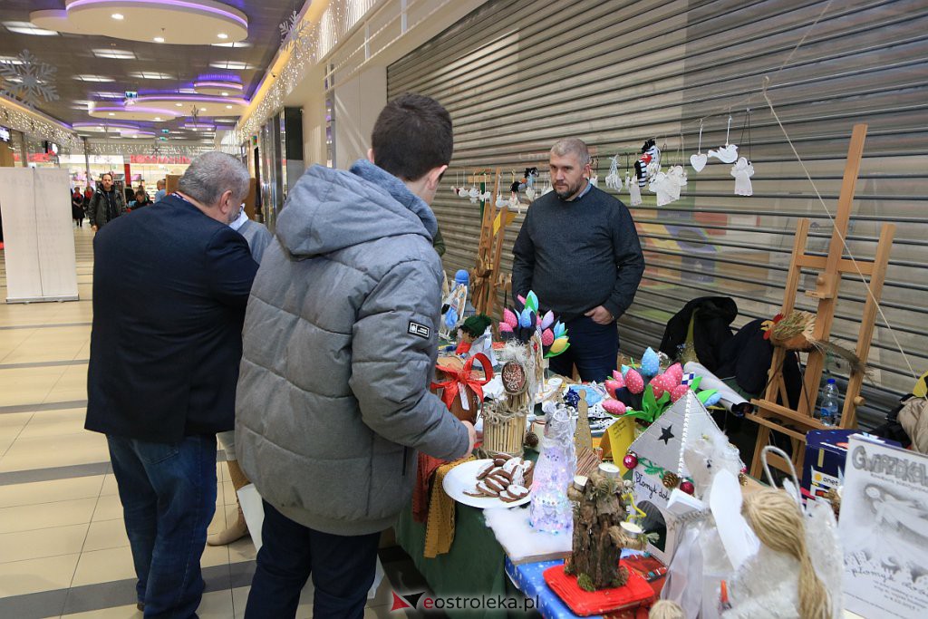 Dziś Z WOŚP-em grała Galeria Bursztynowa i „poprawczak” z Laskowca [11.01.2020] - zdjęcie #18 - eOstroleka.pl