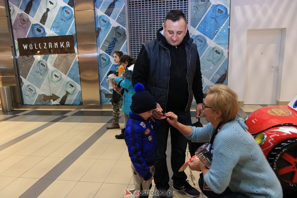 Dziś Z WOŚP-em grała Galeria Bursztynowa i „poprawczak” z Laskowca [11.01.2020] - zdjęcie #11 - eOstroleka.pl