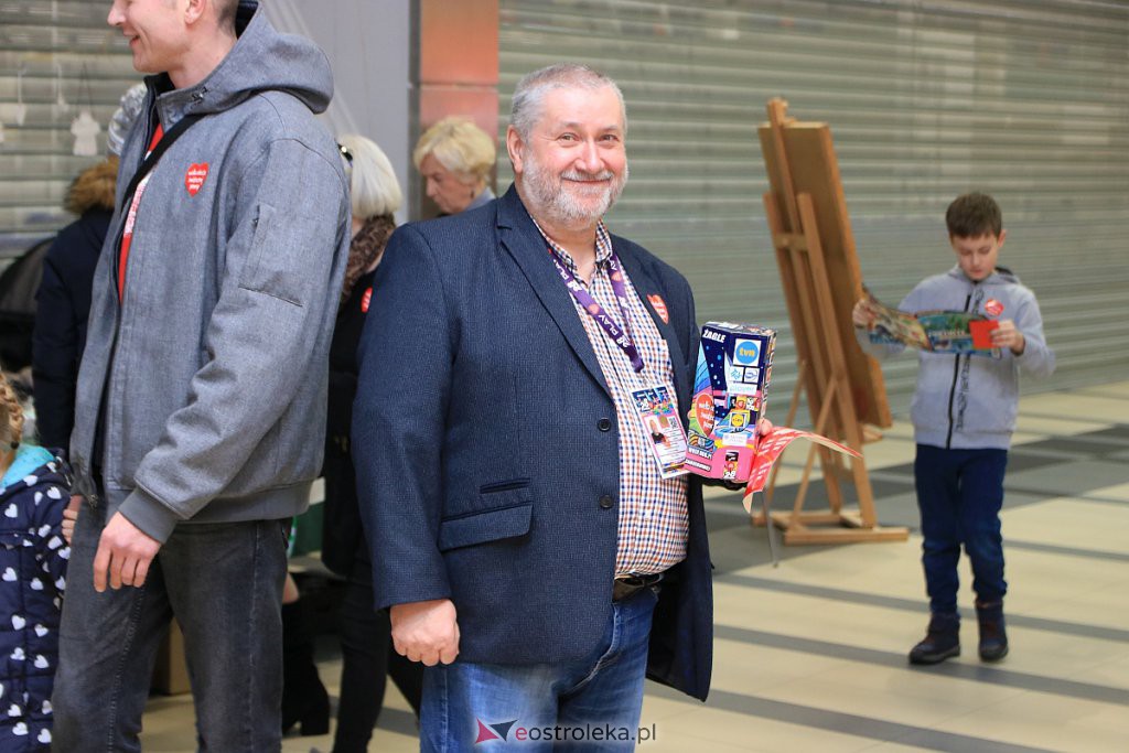 Dziś Z WOŚP-em grała Galeria Bursztynowa i „poprawczak” z Laskowca [11.01.2020] - zdjęcie #8 - eOstroleka.pl