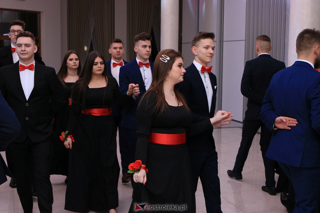 Studniówka 2020 w ZSZ nr 3 [11.01.2020] - zdjęcie #318 - eOstroleka.pl