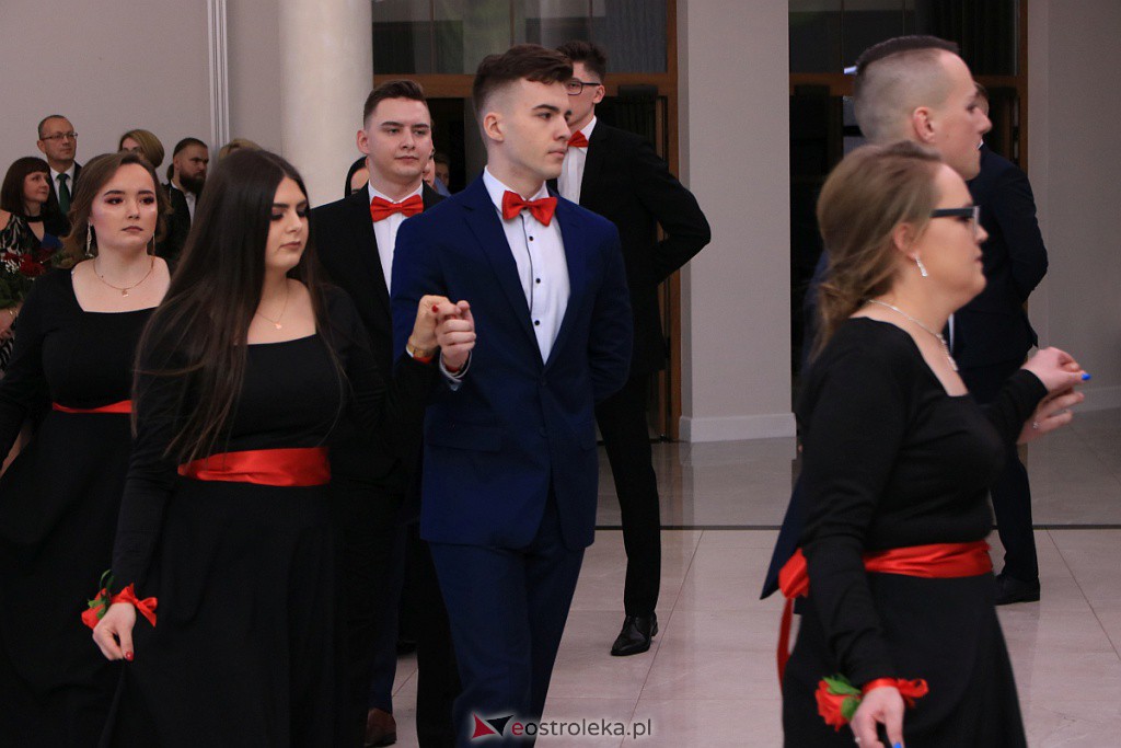 Studniówka 2020 w ZSZ nr 3 [11.01.2020] - zdjęcie #306 - eOstroleka.pl