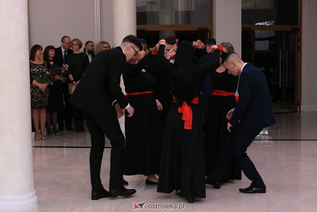 Studniówka 2020 w ZSZ nr 3 [11.01.2020] - zdjęcie #240 - eOstroleka.pl