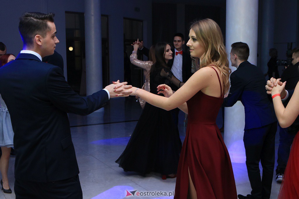 Studniówka 2020 w ZSZ nr 3 [11.01.2020] - zdjęcie #113 - eOstroleka.pl