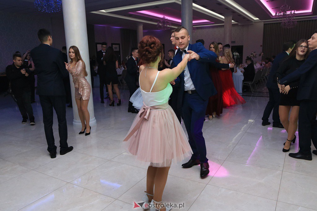 Studniówka 2020 w ZSZ nr 3 [11.01.2020] - zdjęcie #108 - eOstroleka.pl