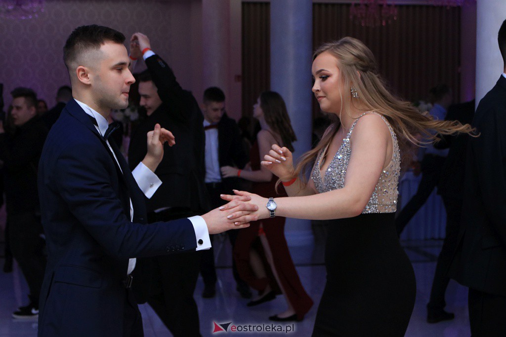 Studniówka 2020 w ZSZ nr 3 [11.01.2020] - zdjęcie #87 - eOstroleka.pl