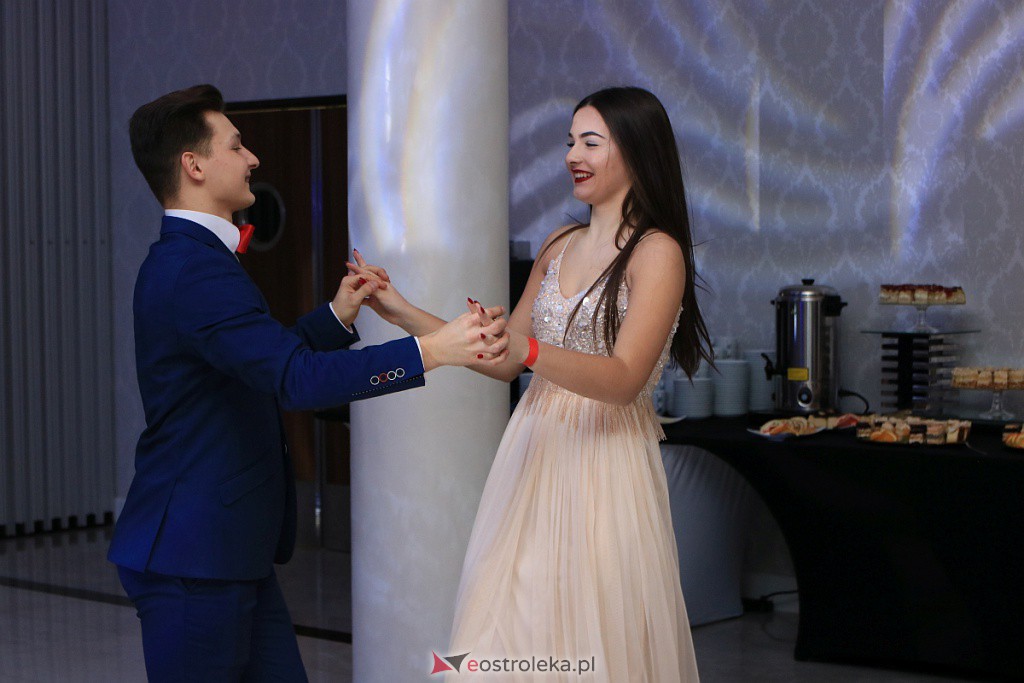 Studniówka 2020 w ZSZ nr 3 [11.01.2020] - zdjęcie #81 - eOstroleka.pl